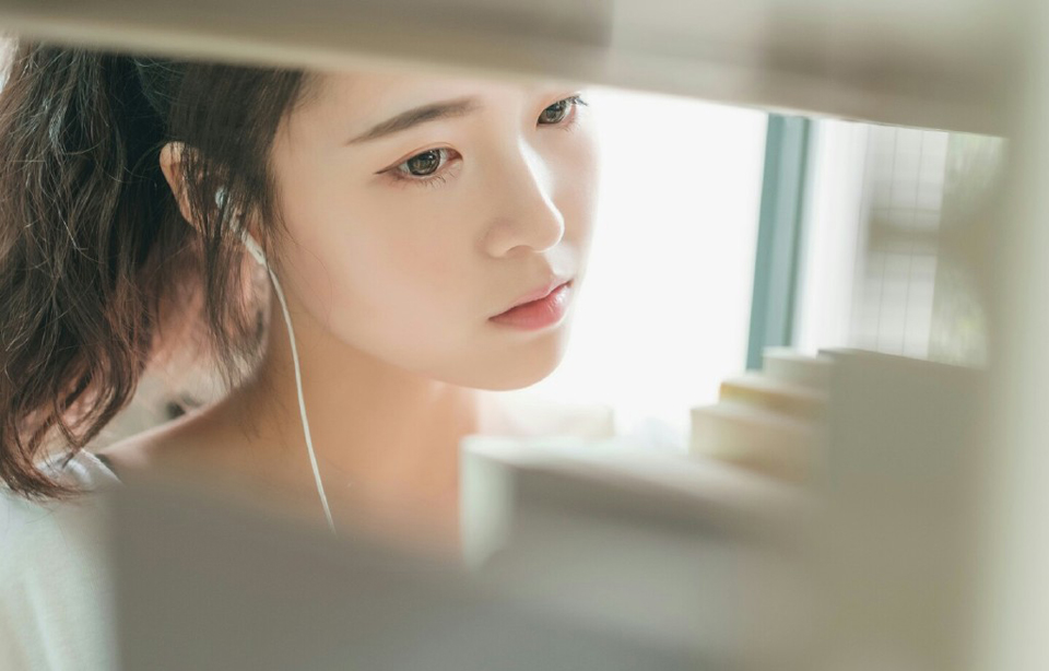 我们不走性感路线，我们走果敢路线。——韩寒《光荣日》